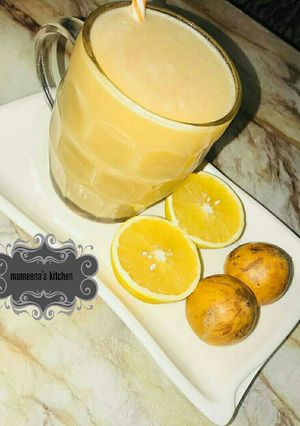 A picture of Agwaluma n orange drink.