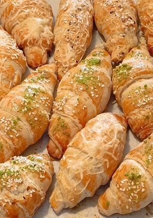 Elronthatatlan, tekert sajtos kifli recept fotója