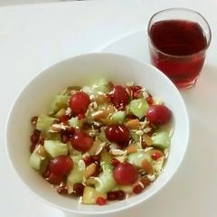 A picture of Chilean~po~cu fruit salad.