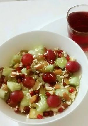 A picture of Chilean~po~cu fruit salad.