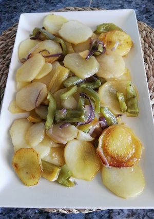 Foto principal de Patatas a lo pobre