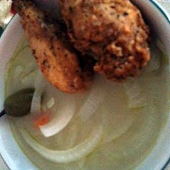 A picture of Escabeche (onion soup - Belizean style).