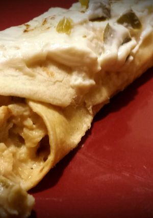 A picture of Low-fat Creamy Chicken Rollups.
