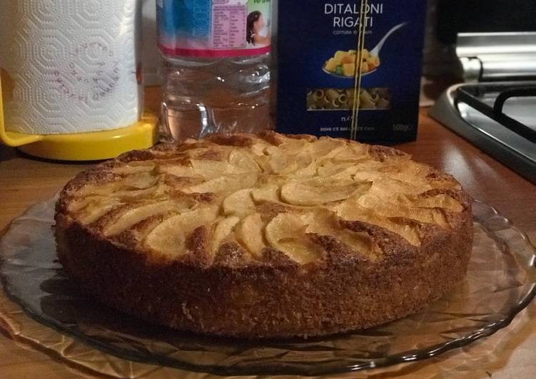 Recipe of Any-night-of-the-week AMIEs Special Easy Apple 🍎 Cake