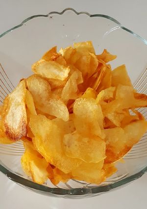 عکسی از دستور چیپس جان خونگی دلبر😋🤩