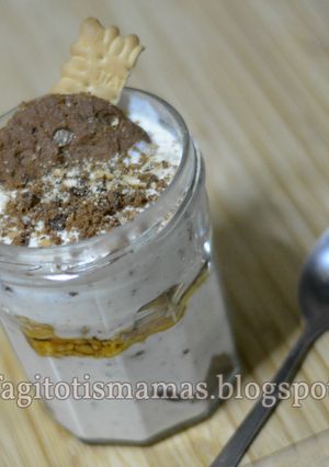 Φωτογραφία της συνταγής Trifle με κρέμα γιαουρτιού και μπισκότα Cookies