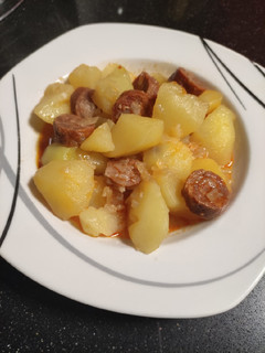 Una foto de Patatas a la riojana