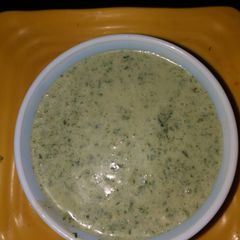 A picture of Hari mirch or dahi ki chutney.