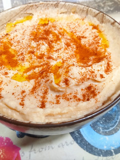 Una foto de Hummus de garbanzos sin tahini