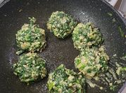 Una foto de croquetas al horno