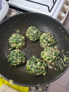 Una foto de Croquetas de acelga y espinaca sin harinas y al horno