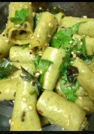 A picture of Coriander mint khandvi.