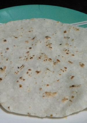 A picture of Akki rotti.