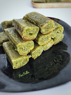 صورة لوصفة رول بقلاوة بالفستق 💚