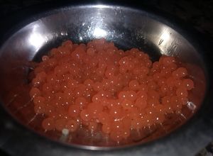 Una foto de Falso caviar de tomate