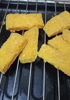 A picture of Homemade Cake Rusk 🍃🌷🍃.