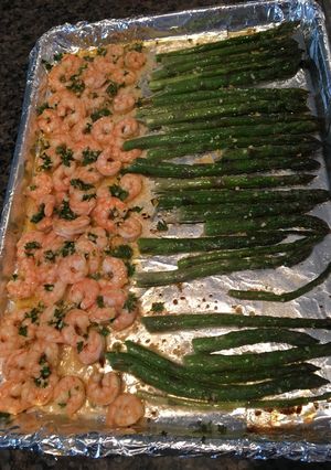 A picture of Roasted Lemon Butter Garlic Shrimp and Asparagus.