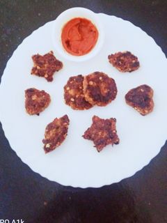 சோயா கீமா கட்லெட் (Soya kheema cutlet recipe in tamil) செய்முறை முக்கிய புகைப்படம்