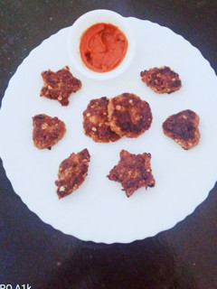 சோயா கீமா கட்லெட் (Soya kheema cutlet recipe in tamil) செய்முறை முக்கிய புகைப்படம்