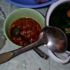 A picture of Sayur bening+Tempe medowan+Sambel tomat.
