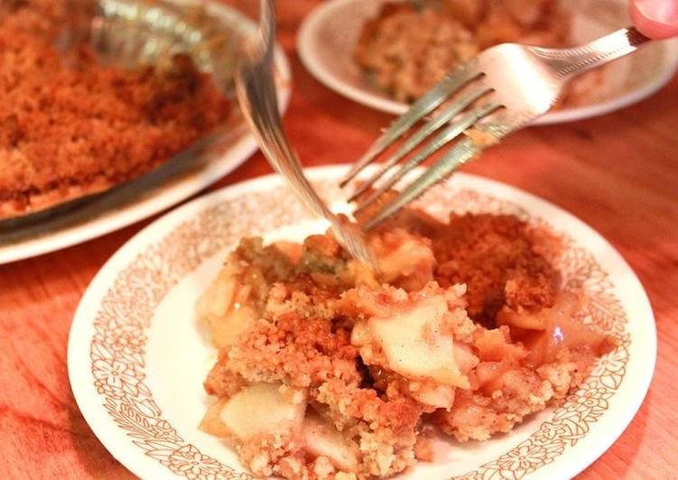 Simple Way to Make Super Quick Homemade Exquisite Apple Crumble Pie