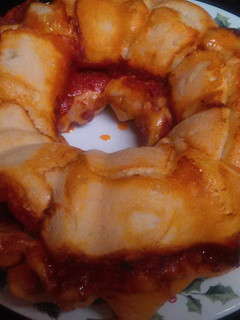 A picture of Stuffed pizza.