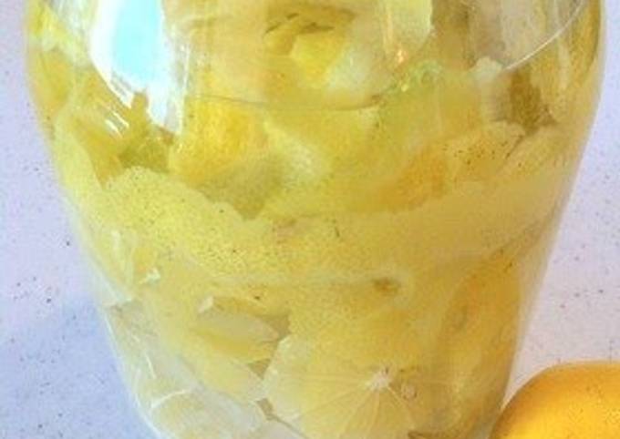 Easiest Way to Prepare Delicious Rich Refreshing Homemade Lemon Liqueur