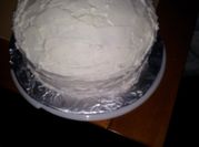 A picture of cake with buttercream frosting