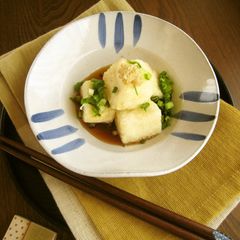 A picture of Agedashi Tofu (Fried Tofu).