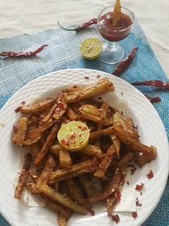 मसाला फ्रेंच फ्राइज़ (Masala french fries recipe in hindi) रेसिपी मुख्य फोटो