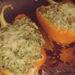 A picture of Healthy chicken stuffed peppers.