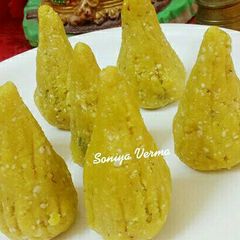 A picture of Kesari Kaju Modak.