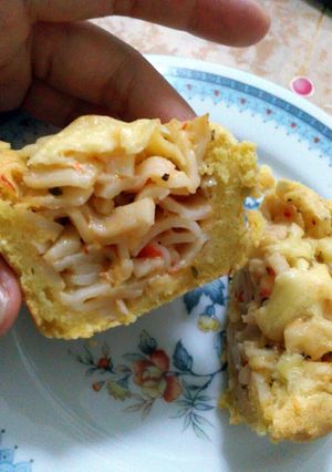 A picture of Cornmeal Muffins with Crab Stuffing.