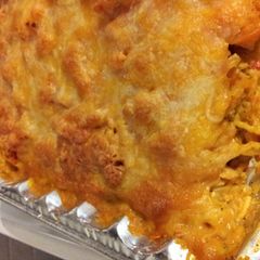A picture of Mexican cheesey chicken casserole.