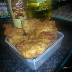 A picture of Eli's Real Oven-Fried Chicken.