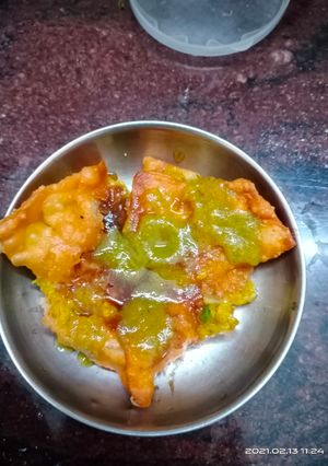 समोसा (samosa recipe in hindi) रेसिपी मुख्य फोटो