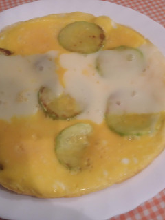 Una foto de Tortilla de calabacín y tranchetes