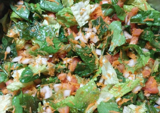 Step-by-Step Guide to Prepare Favorite Romaine lettuce Salad