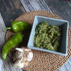 A picture of Kerri ki chutney.