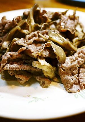 A picture of Beef and Maitake Mushroom Stir Fry with Butter Soy Sauce.