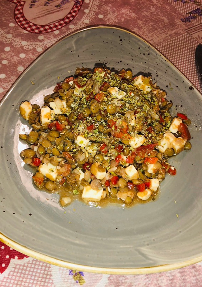 Una foto de Ensalada de lentejas