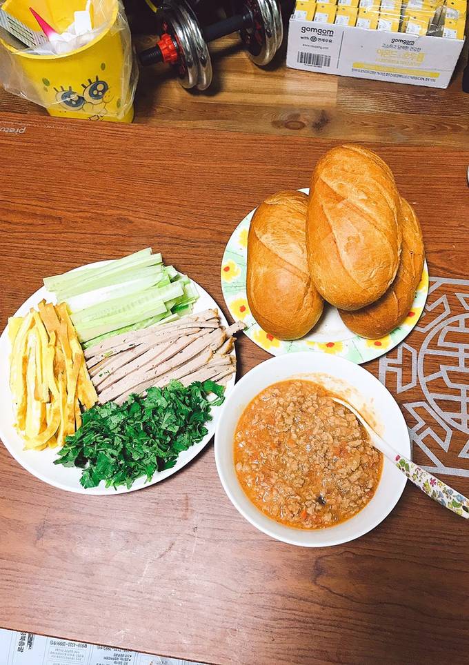 Hình của món Bánh mì pate thịt bằm (không gan).