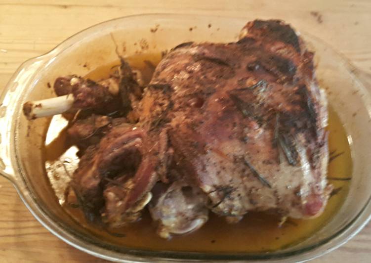 Steps to Make Quick Roasted Leg of Lamb