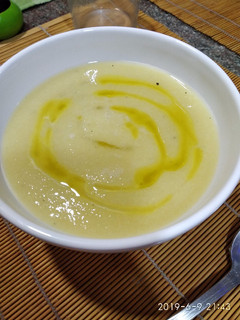 Una foto de Gazpacho de melón y jengibre