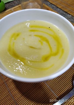 Una foto de Gazpacho de melón y jengibre