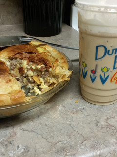 A picture of Breakfast pie.
