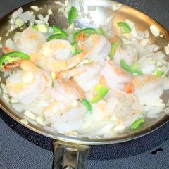 A picture of jalapeno garlic lime shrimp.