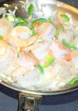A picture of jalapeno garlic lime shrimp.