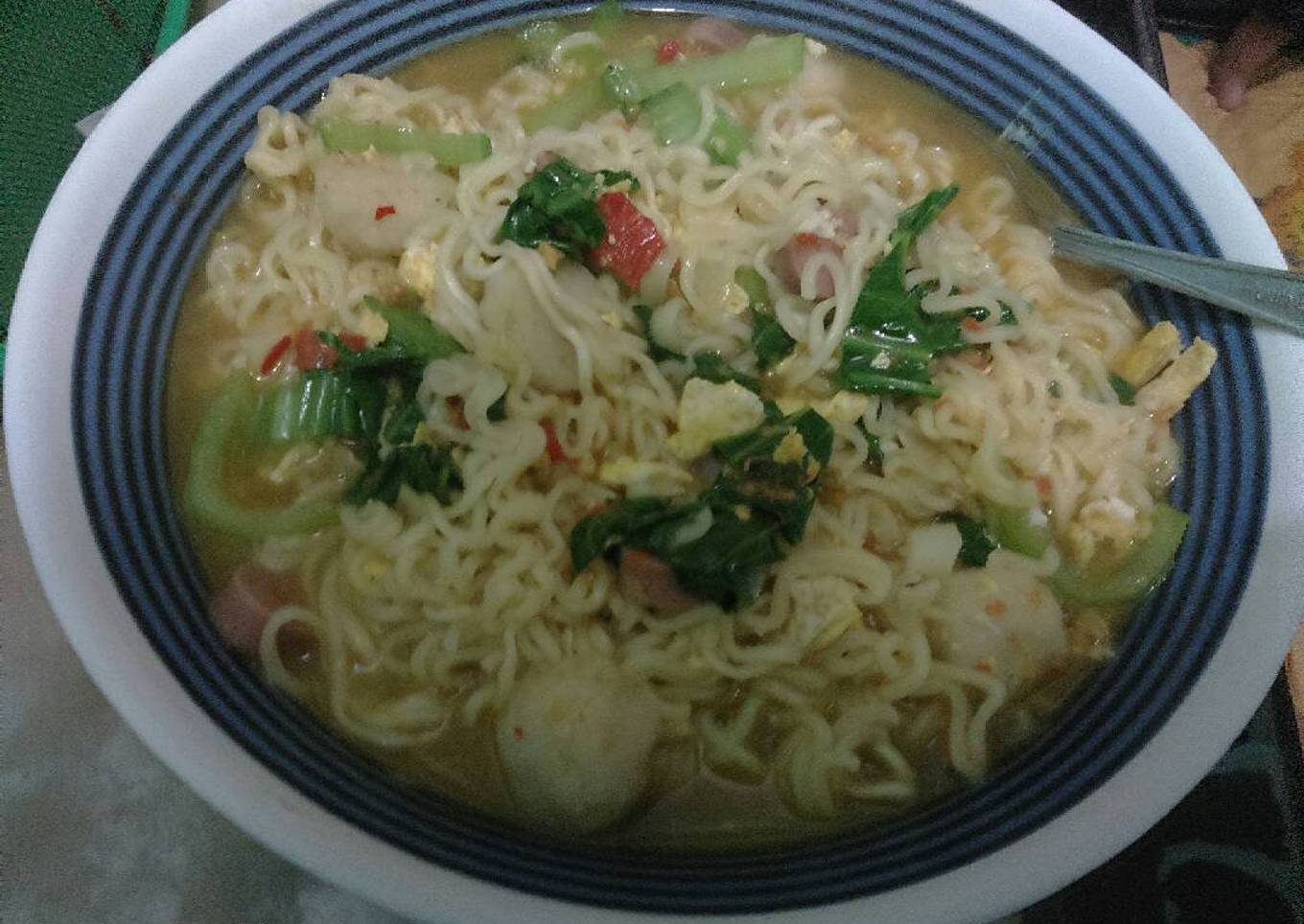Mie Pedas Instant