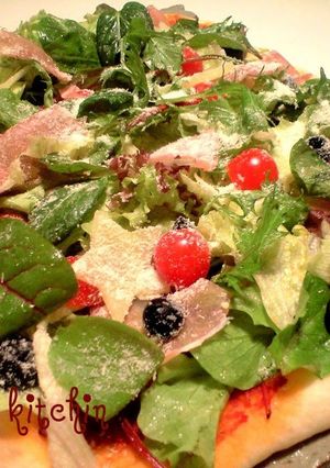 A picture of Salad Topped Pizza.